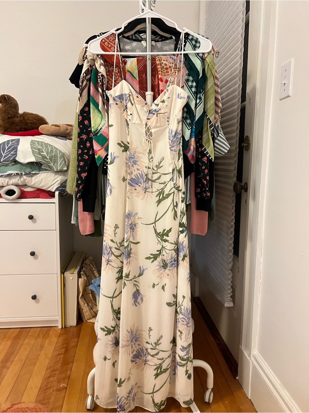 Reformation Emely dress in Serenity print Size 2